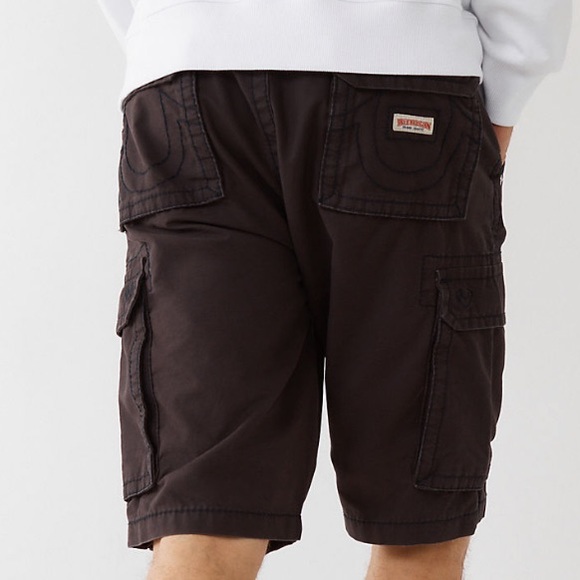 True Religion Classic Cargo Shorts - Picture 2 of 5